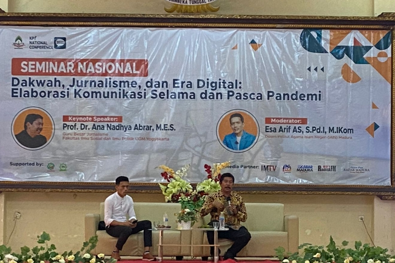Konferensi Nasional, KPI IAIN Madura Datangkan Guru Besar UGM