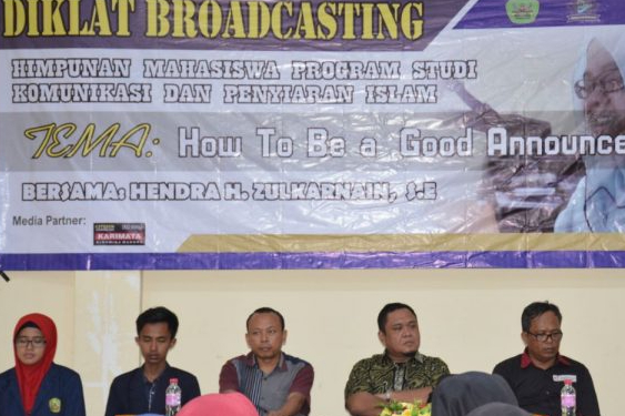 Prodi KPI Libatkan Praktisi dalam Diklat Broadcasting dan Fotografi