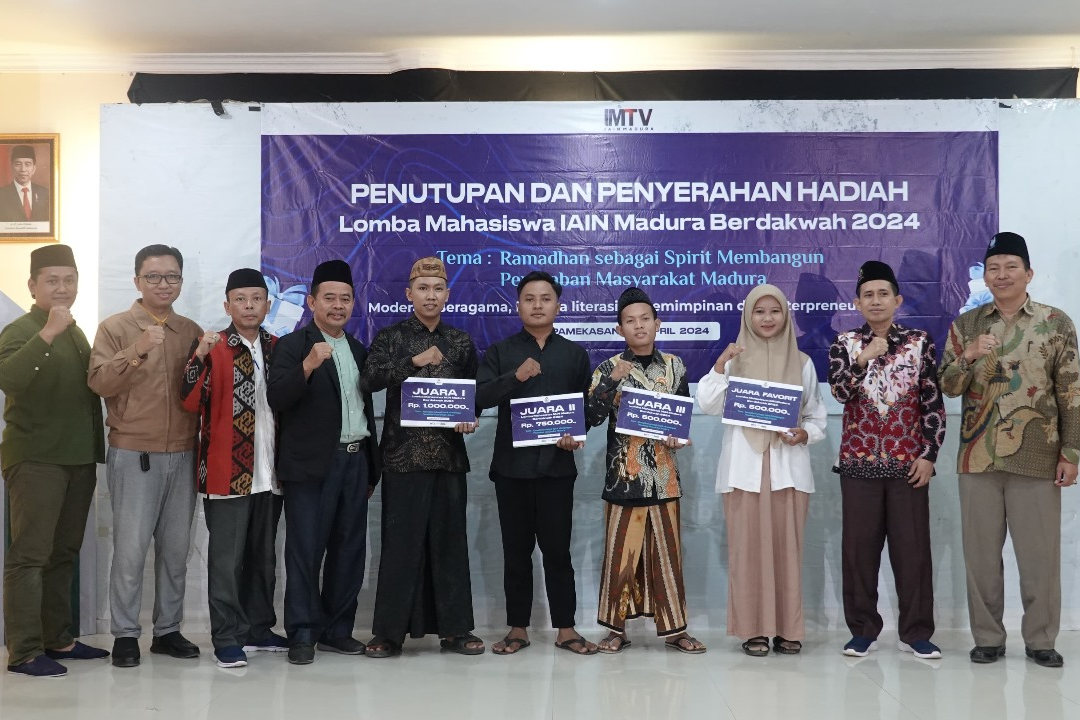 Keren! Mahasiswi Prodi KPI Raih Juara Favorit Lomba Dakwah Tingkat IAIN Madura