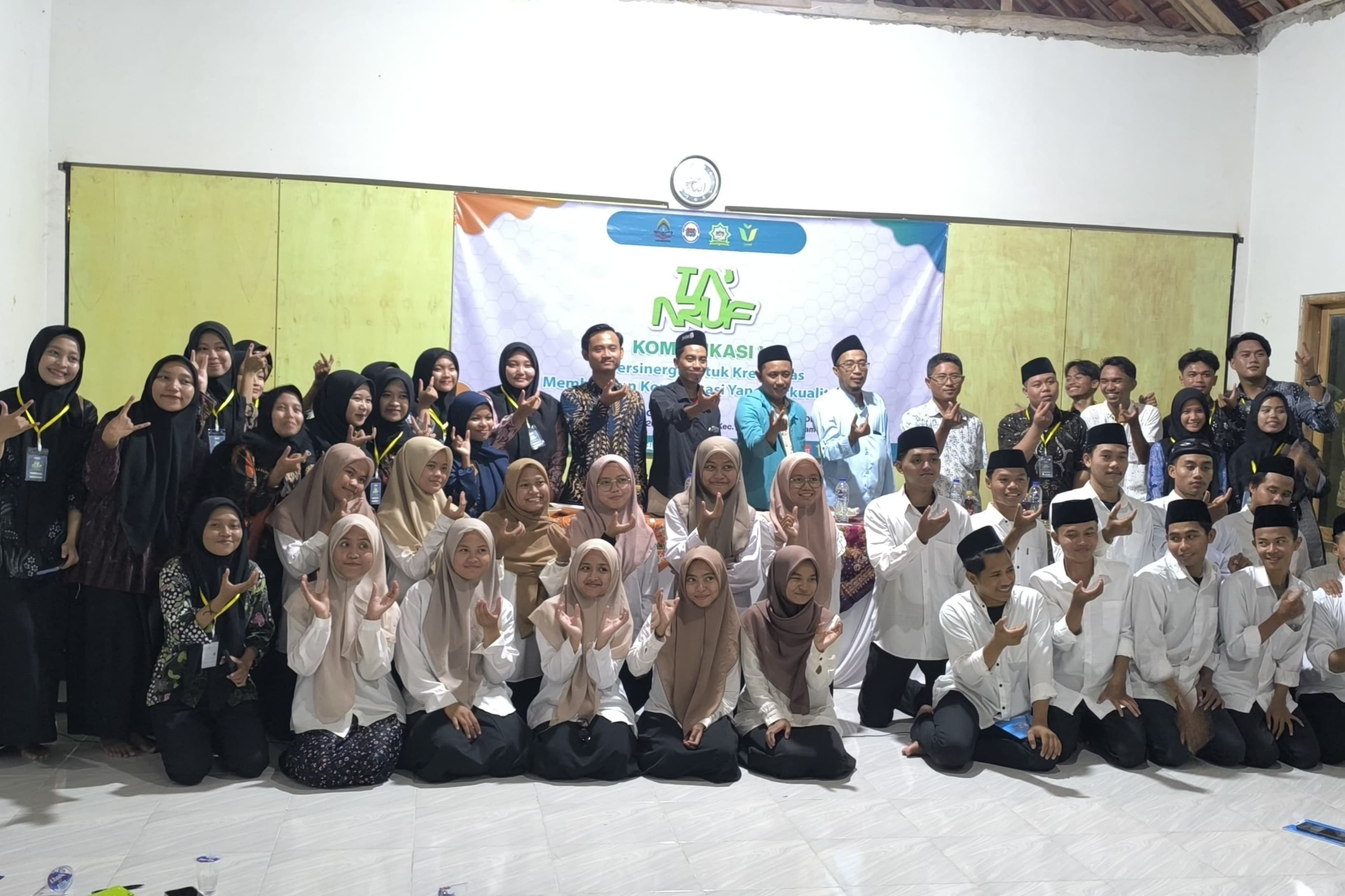 Kaprodi KPI Buka Acara Taaruf Komunikasi V Sekaligus Memaparkan VMTS Prodi KPI, Moderasi Beragama dan Pengenalan Kode Etik