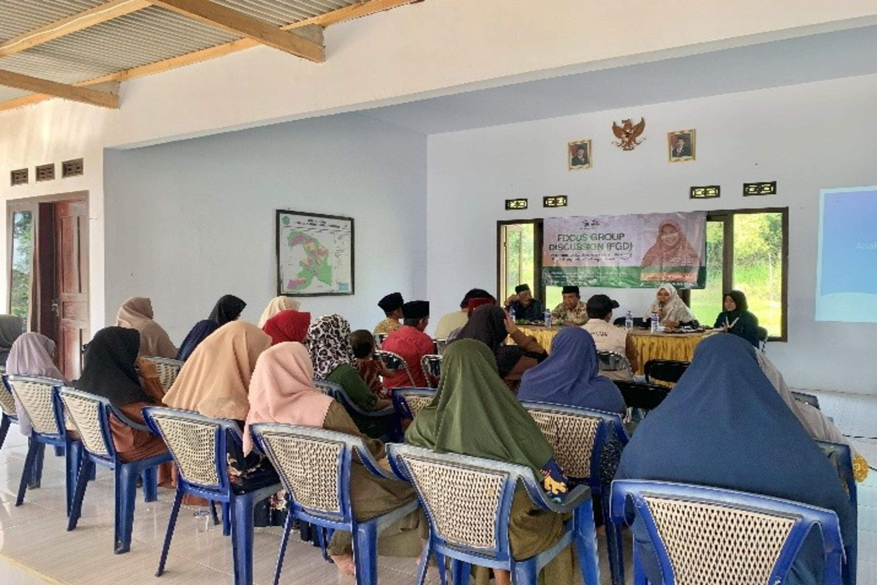 Sekprodi KPI UIN Madura Isi Acara Pembentukan Karakter Anak Melalui Parenting di Era Zaman Now